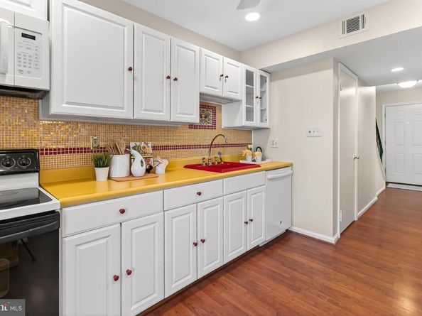 2810 Andiron Lane, Vienna VA 22180