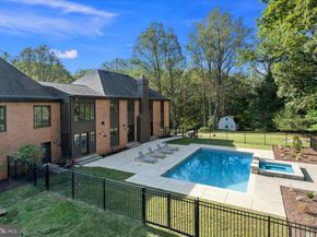 10816 Barn Wood Lane, Potomac MD 20854