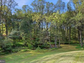 10816 Barn Wood Lane, Potomac MD 20854
