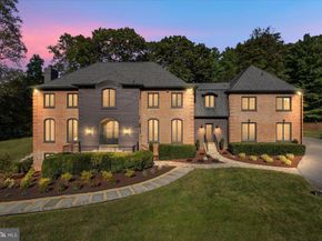 10816 Barn Wood Lane, Potomac MD 20854