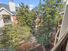 3308 Wyndham Circle 323, Alexandria VA 22302