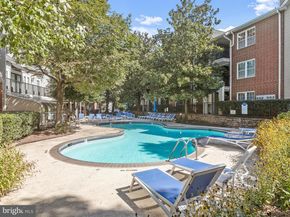 3308 Wyndham Circle 323, Alexandria VA 22302