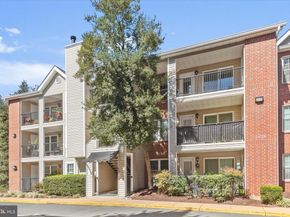 3308 Wyndham Circle 323, Alexandria VA 22302