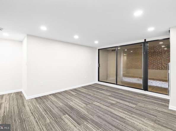 1615 Q Street NW T1, Washington DC 20009