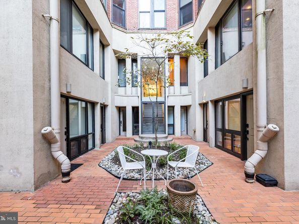 1615 Q Street NW T1, Washington DC 20009