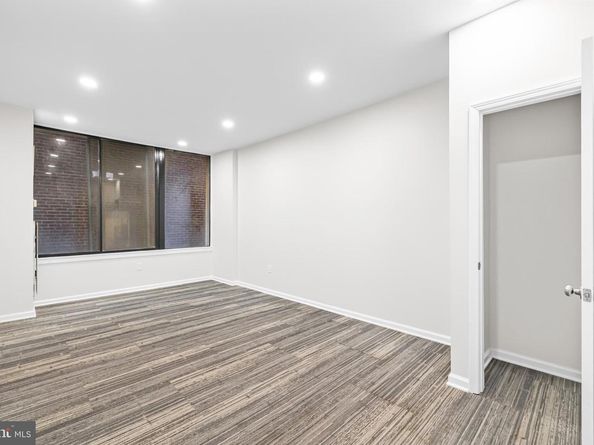 1615 Q Street NW T1, Washington DC 20009
