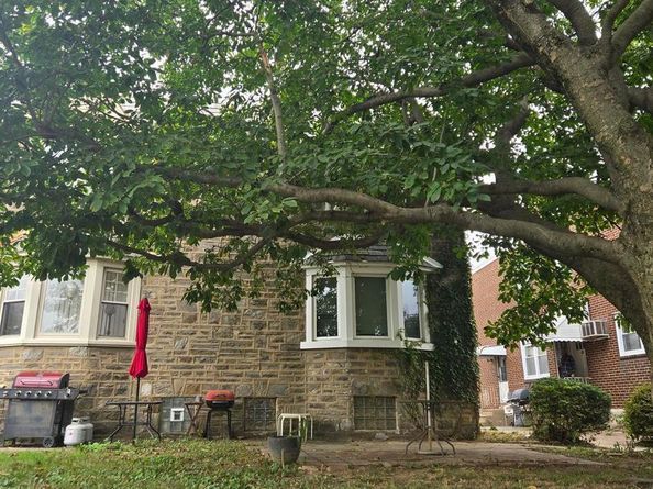 1135 Gilham Street, Philadelphia PA 19111
