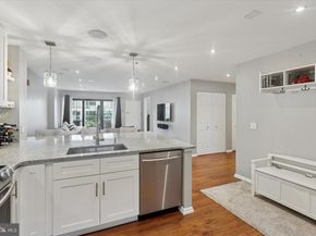 2 Leverington Avenue 21, Philadelphia PA 19127