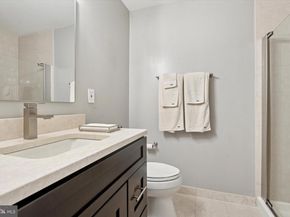 2 Leverington Avenue 21, Philadelphia PA 19127