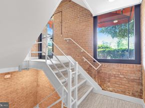 3314 S 28TH Street S 203, Alexandria VA 22302