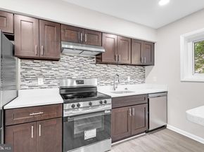 3314 S 28TH Street S 203, Alexandria VA 22302