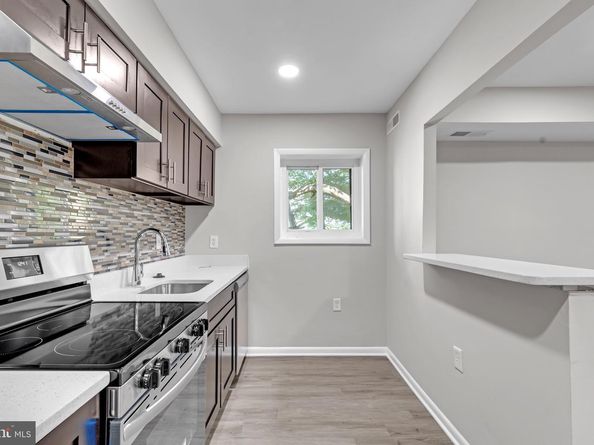 3314 S 28TH Street S 203, Alexandria VA 22302