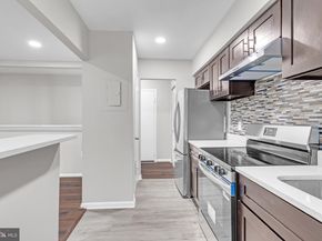 3314 S 28TH Street S 203, Alexandria VA 22302