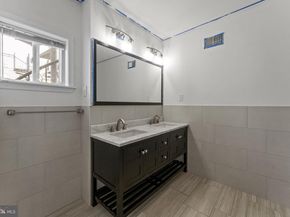 1225 S 7TH Street, Philadelphia PA 19147