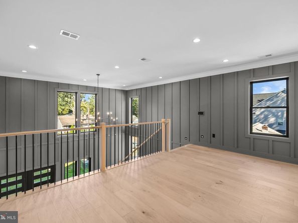 1852 Griffith Road, Falls Church VA 22043