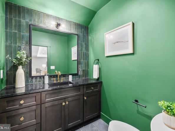 1852 Griffith Road, Falls Church VA 22043