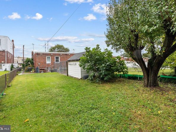 1926 Beyer Avenue, Philadelphia PA 19115