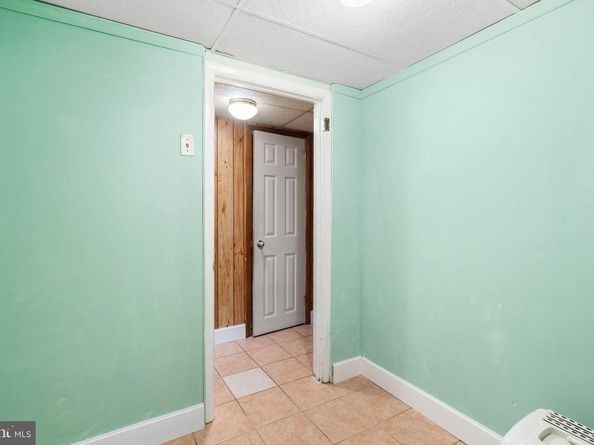 1926 Beyer Avenue, Philadelphia PA 19115