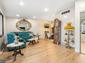 1926 Beyer Avenue, Philadelphia PA 19115