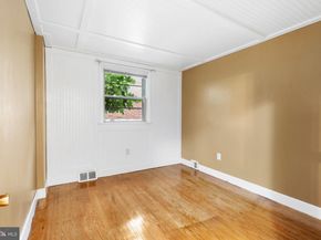 1926 Beyer Avenue, Philadelphia PA 19115