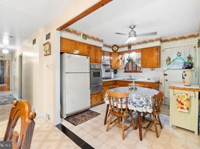 1926 Beyer Avenue, Philadelphia PA 19115