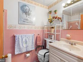 1926 Beyer Avenue, Philadelphia PA 19115