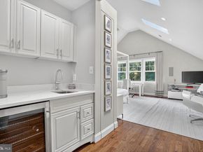3708 N Vermont Street N, Arlington VA 22207