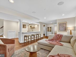 3708 N Vermont Street N, Arlington VA 22207