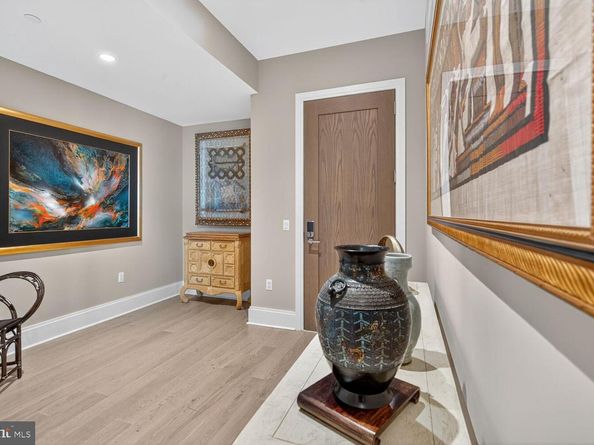 7887 Jones Branch Drive 702, Mclean VA 22102