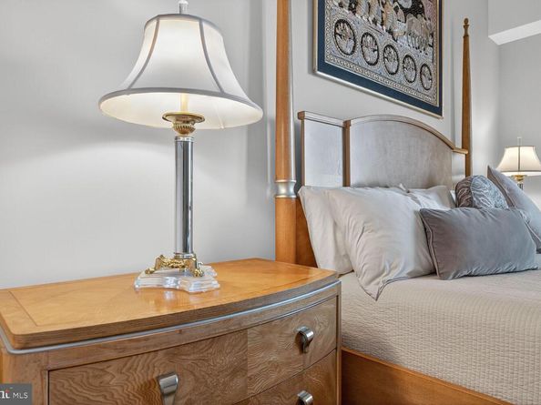 7887 Jones Branch Drive 702, Mclean VA 22102