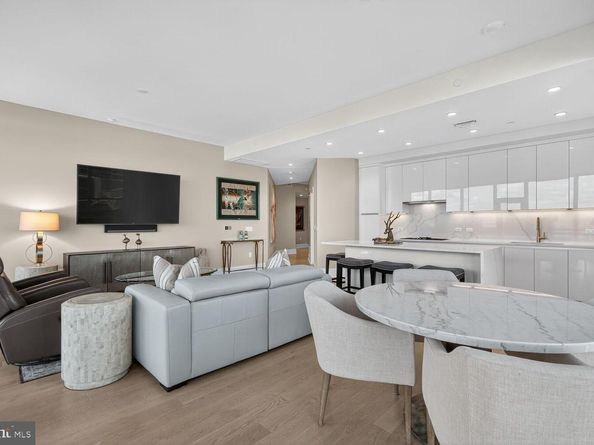 7887 Jones Branch Drive 702, Mclean VA 22102