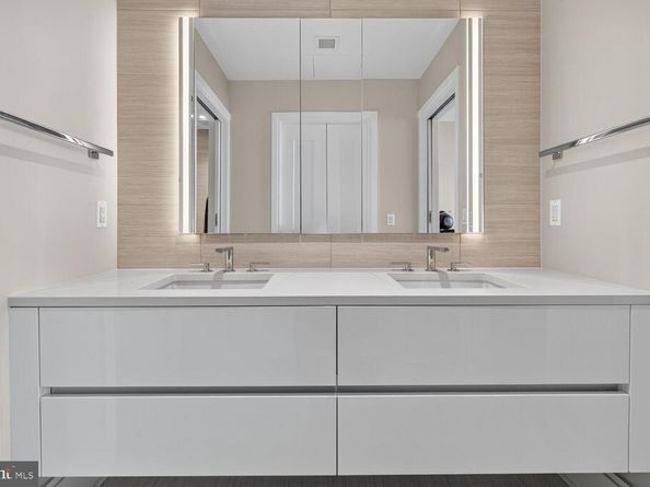 7887 Jones Branch Drive 702, Mclean VA 22102