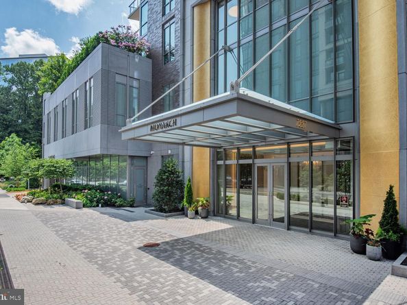 7887 Jones Branch Drive 702, Mclean VA 22102