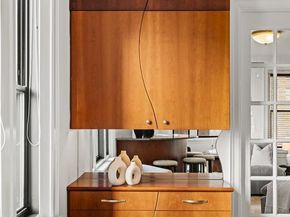 250 S 17TH Street 1100, Philadelphia PA 19103