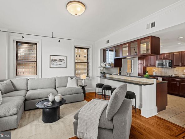 250 S 17TH Street 1100, Philadelphia PA 19103