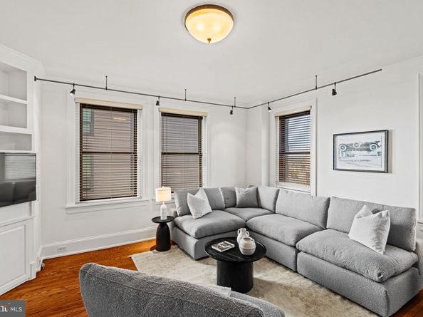 250 S 17TH Street 1100, Philadelphia PA 19103