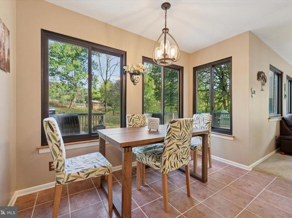 857 Hamilton Drive, Lafayette Hill PA 19444