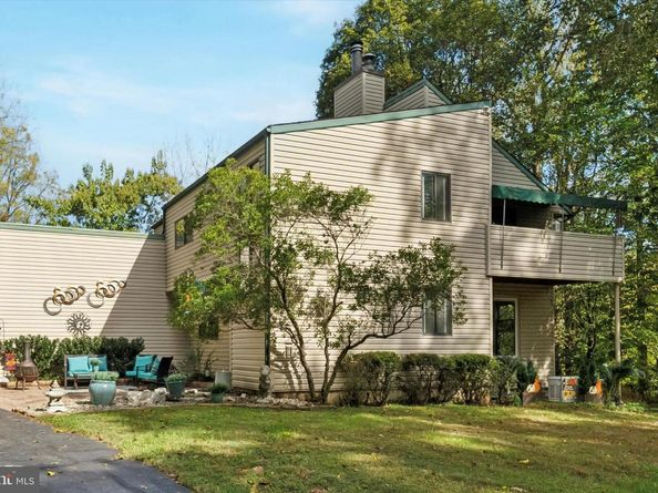 857 Hamilton Drive, Lafayette Hill PA 19444