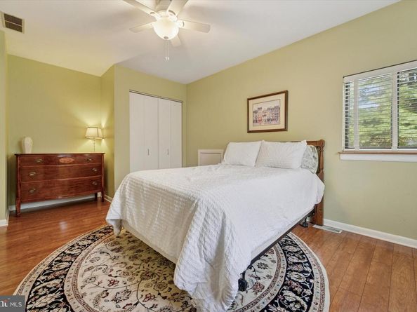 857 Hamilton Drive, Lafayette Hill PA 19444