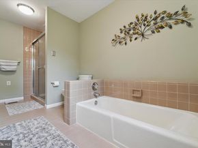857 Hamilton Drive, Lafayette Hill PA 19444