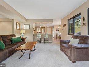 857 Hamilton Drive, Lafayette Hill PA 19444