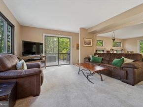 857 Hamilton Drive, Lafayette Hill PA 19444