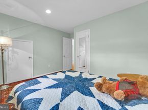 7930 Peyton Forest Trail, Annandale VA 22003