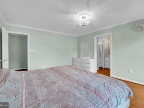 7930 Peyton Forest Trail, Annandale VA 22003