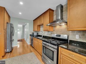 7930 Peyton Forest Trail, Annandale VA 22003
