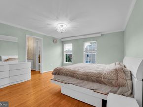 7930 Peyton Forest Trail, Annandale VA 22003