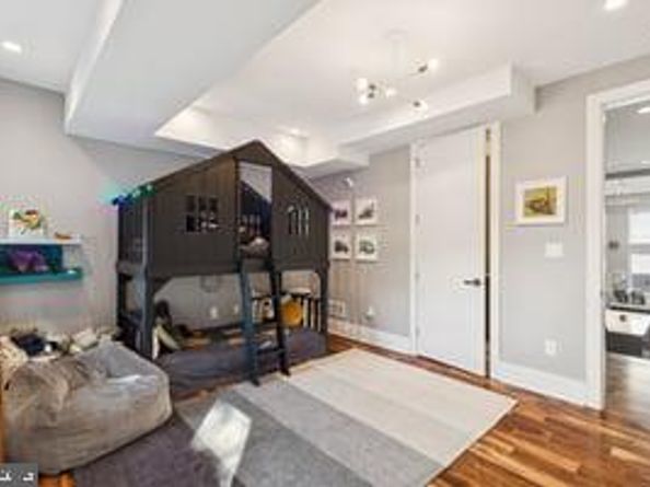 819 N Orkney Street, Philadelphia PA 19123