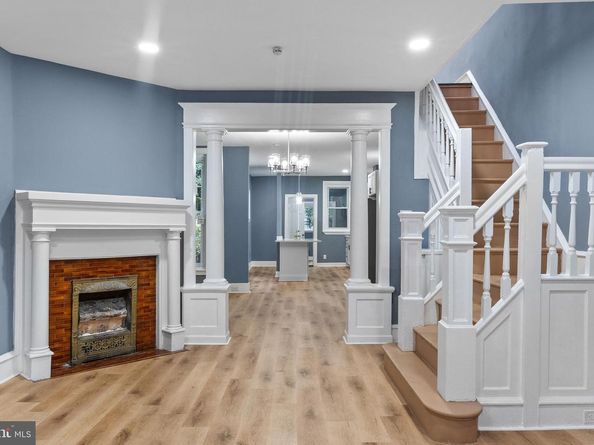 5142 Locust Street, Philadelphia PA 19139