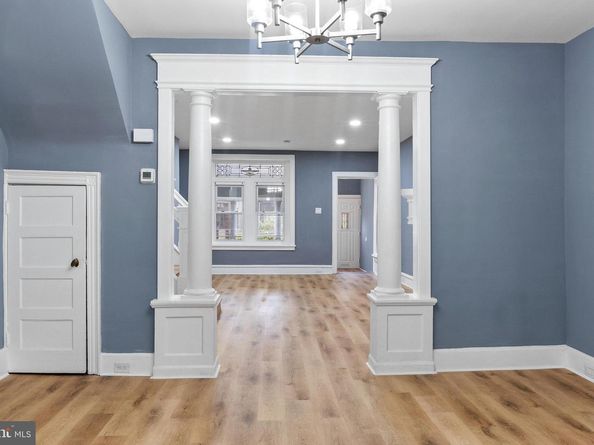 5142 Locust Street, Philadelphia PA 19139