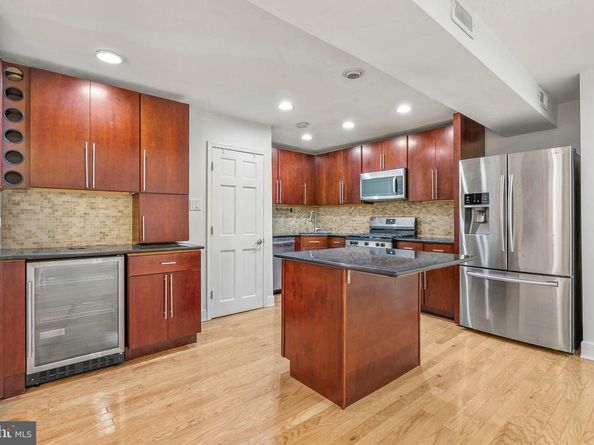 238 Queen Street 1, Philadelphia PA 19147